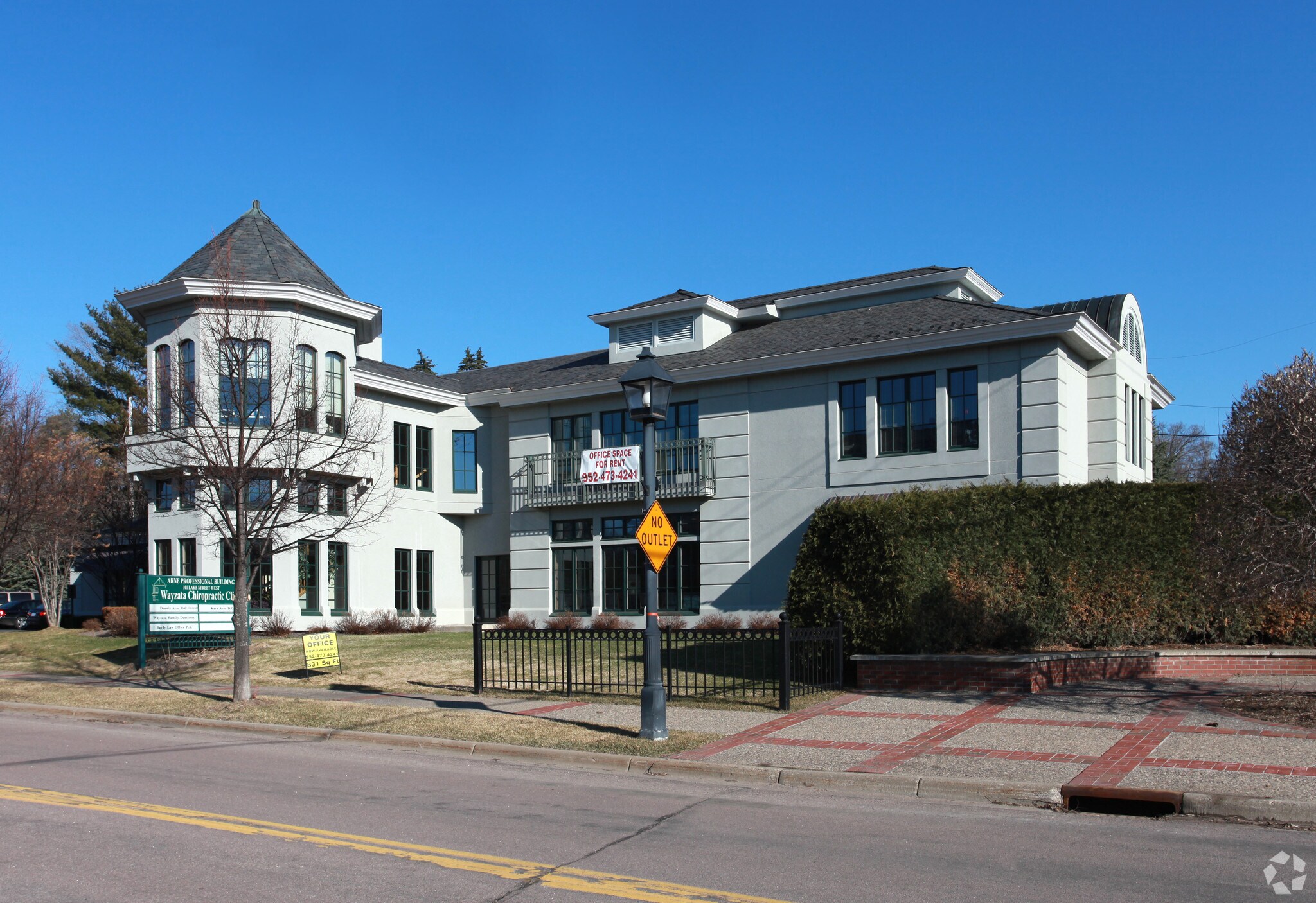 101 W Lake St, Wayzata, MN for sale Primary Photo- Image 1 of 1