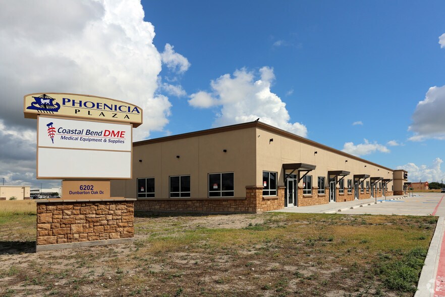 6202 Dunbarton Oak St, Corpus Christi, TX 78414