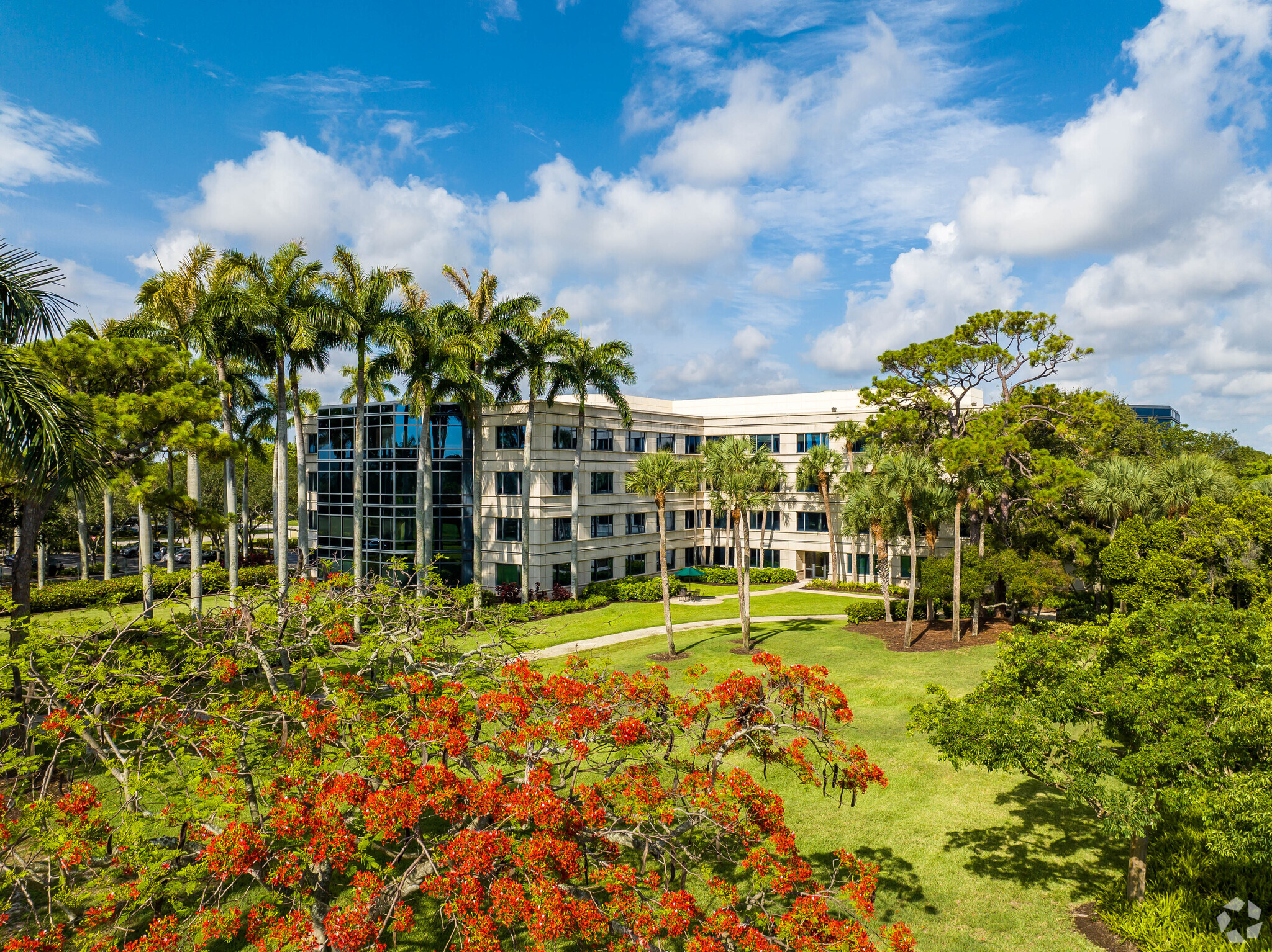 800 Fairway Dr, Deerfield Beach, FL for lease Building Photo- Image 1 of 29