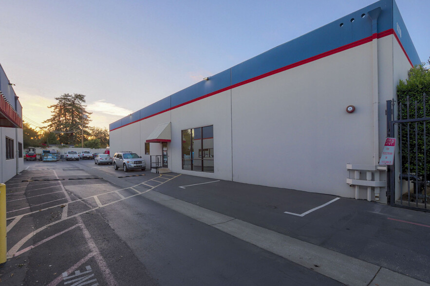 1170 Obrien Dr, Menlo Park, CA for lease - Building Photo - Image 3 of 7