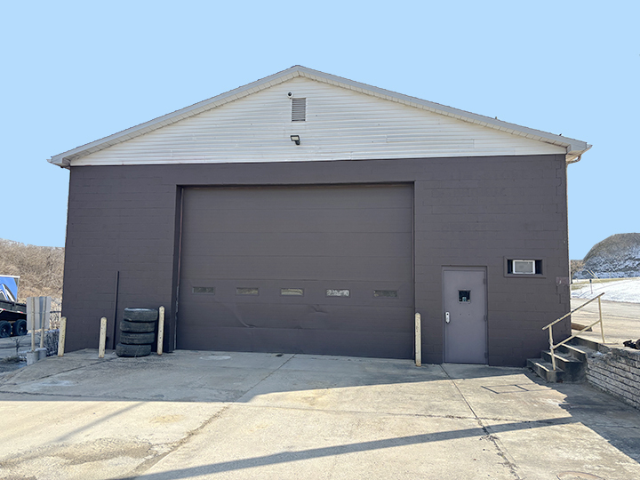 260 Millers Run Rd, Bridgeville, PA for lease Building Photo- Image 1 of 4