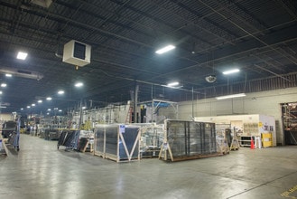 5858 W 73rd St, Bedford Park, IL for sale Interior Photo- Image 2 of 11