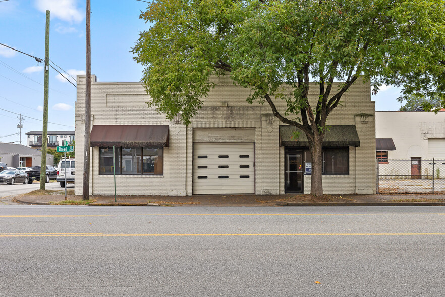 1600 Broad St, Chattanooga, TN for sale - Building Photo - Image 3 of 18