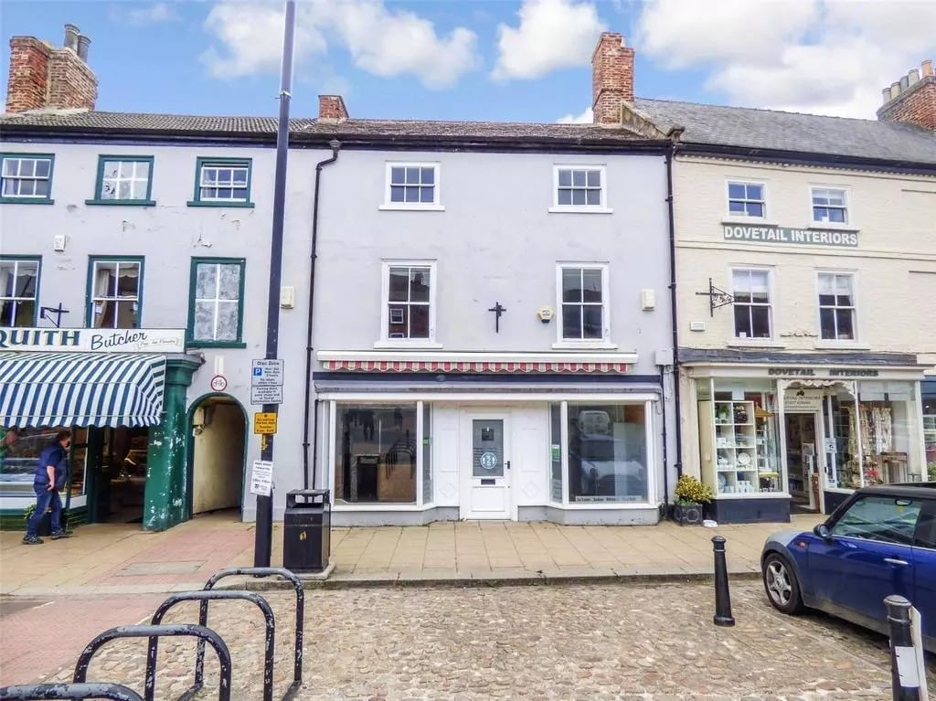15 Market Pl, Bedale for sale Primary Photo- Image 1 of 1