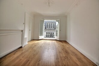 23 Rue Chauchat, Paris for lease Interior Photo- Image 2 of 11