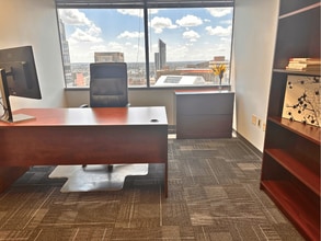 101 W Ohio St, Indianapolis, IN for lease Interior Photo- Image 1 of 2