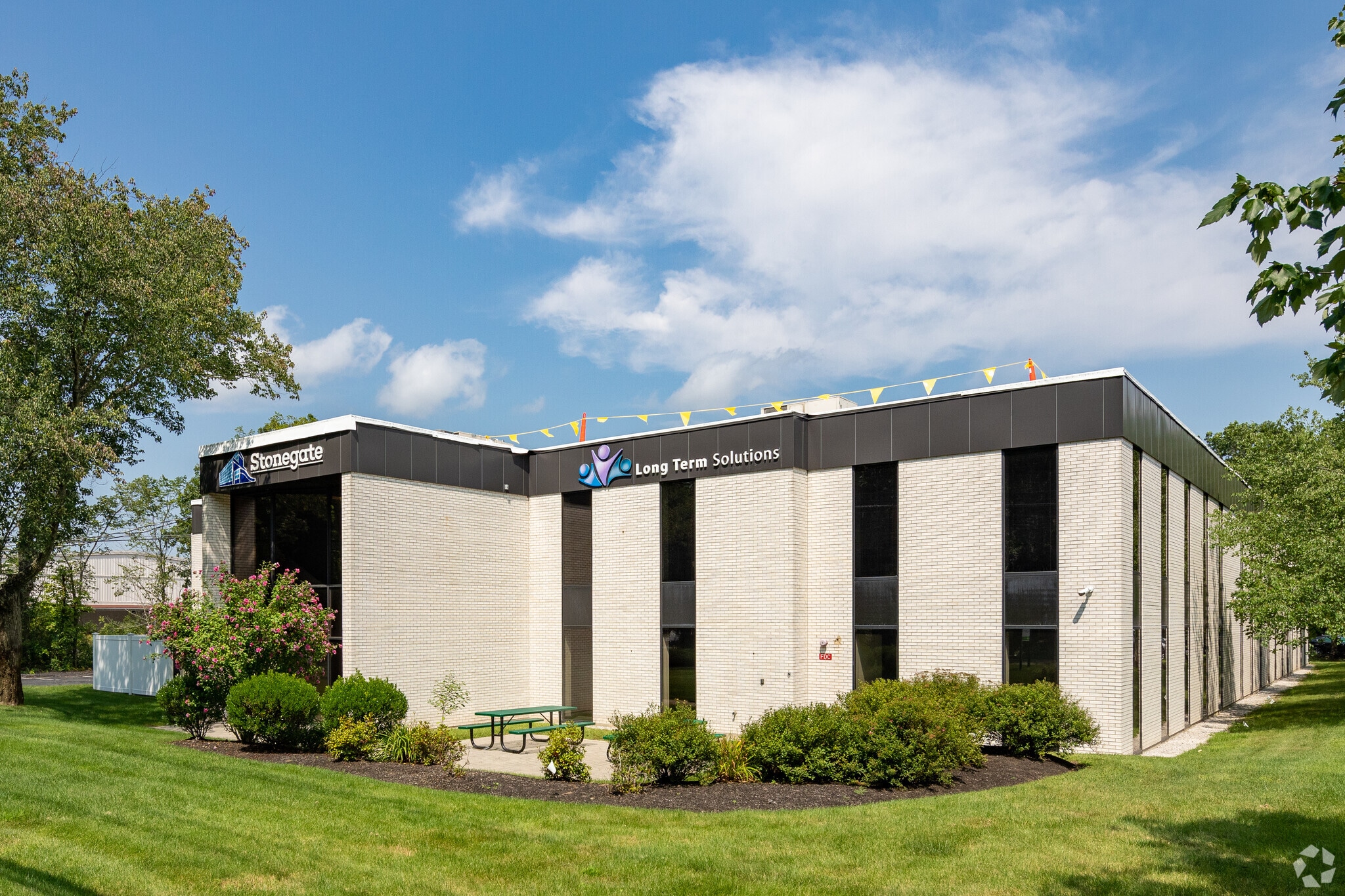 235 W Central St, Natick, MA for lease Building Photo- Image 1 of 8