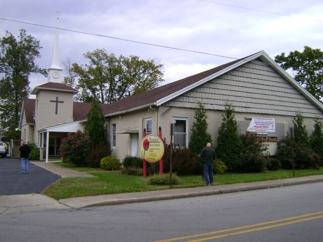 1934 McDonald Ave, New Albany, IN for sale Primary Photo- Image 1 of 1