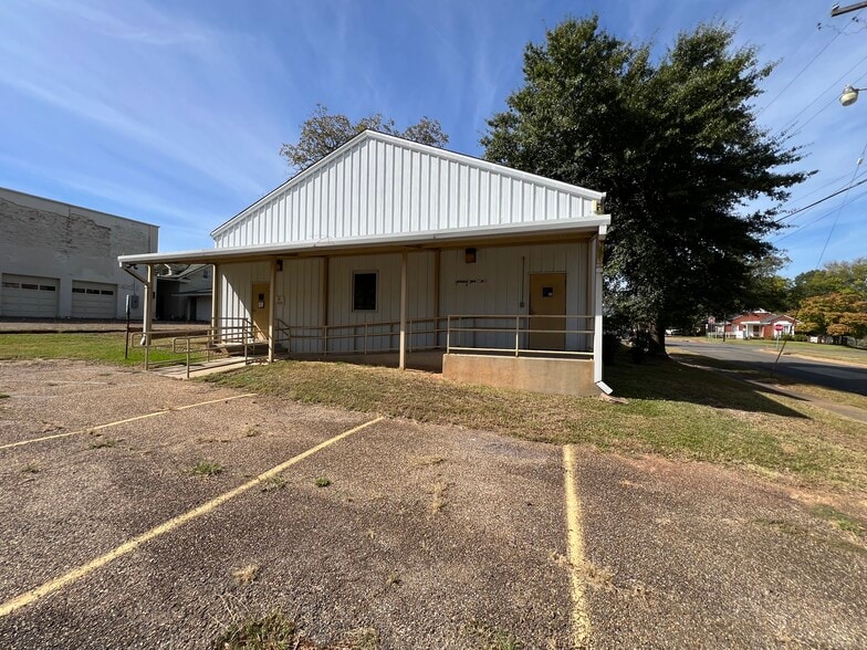 204 N Alamo Blvd, Marshall, TX for sale - Building Photo - Image 3 of 37