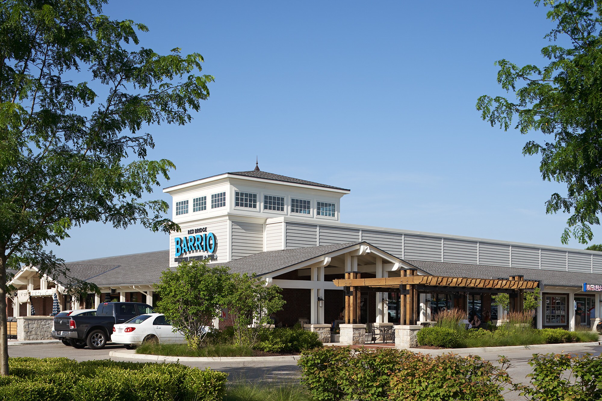 401 E Red Bridge Rd, Kansas City, MO for lease Primary Photo- Image 1 of 17