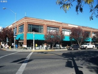More details for 2101 Main St, Baker City, OR - Retail for Sale