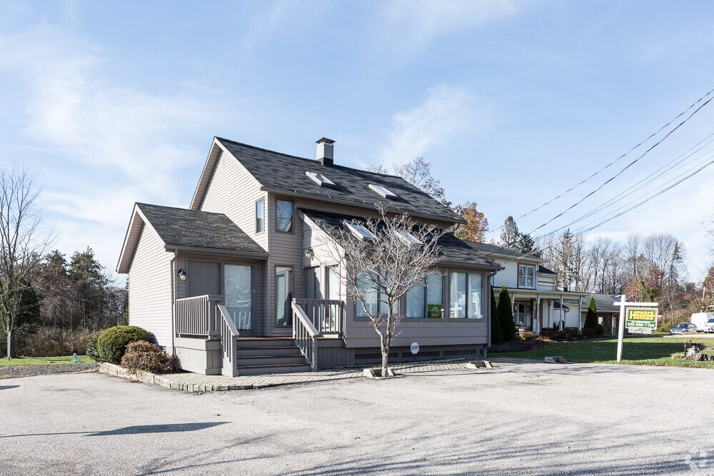 1972 N Cleveland Massillon Rd, Akron, OH for sale Primary Photo- Image 1 of 1