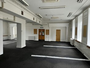 North Quay Dr, Sheffield for lease Interior Photo- Image 2 of 3