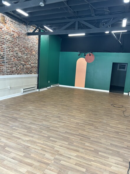 802 Granby St, Norfolk, VA for lease - Interior Photo - Image 3 of 5