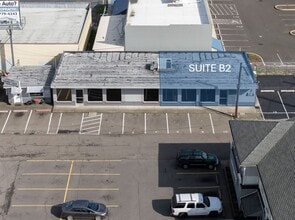 3790 Silverton Rd NE, Salem, OR for lease Interior Photo- Image 2 of 14