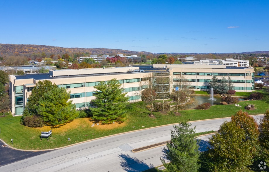 45 Liberty Blvd, Malvern, PA for lease - Building Photo - Image 2 of 10