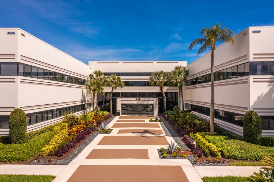 1615 S Congress Ave Suite 103 Delray Beach Fl 33445 1615 S Congress Ave, Delray Beach, FL 33445 - Delray Central | LoopNet