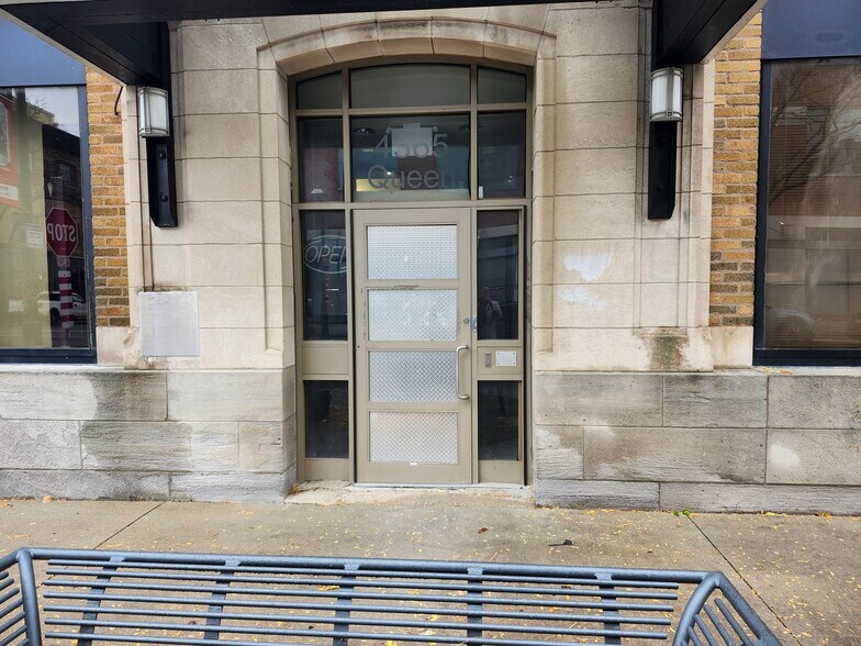 4365 Queen St, Niagara Falls, ON for lease - Building Photo - Image 2 of 12