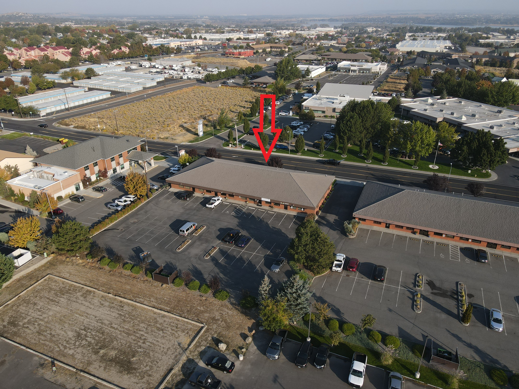 7325 W Deschutes Ave, Kennewick, WA for lease Building Photo- Image 1 of 41