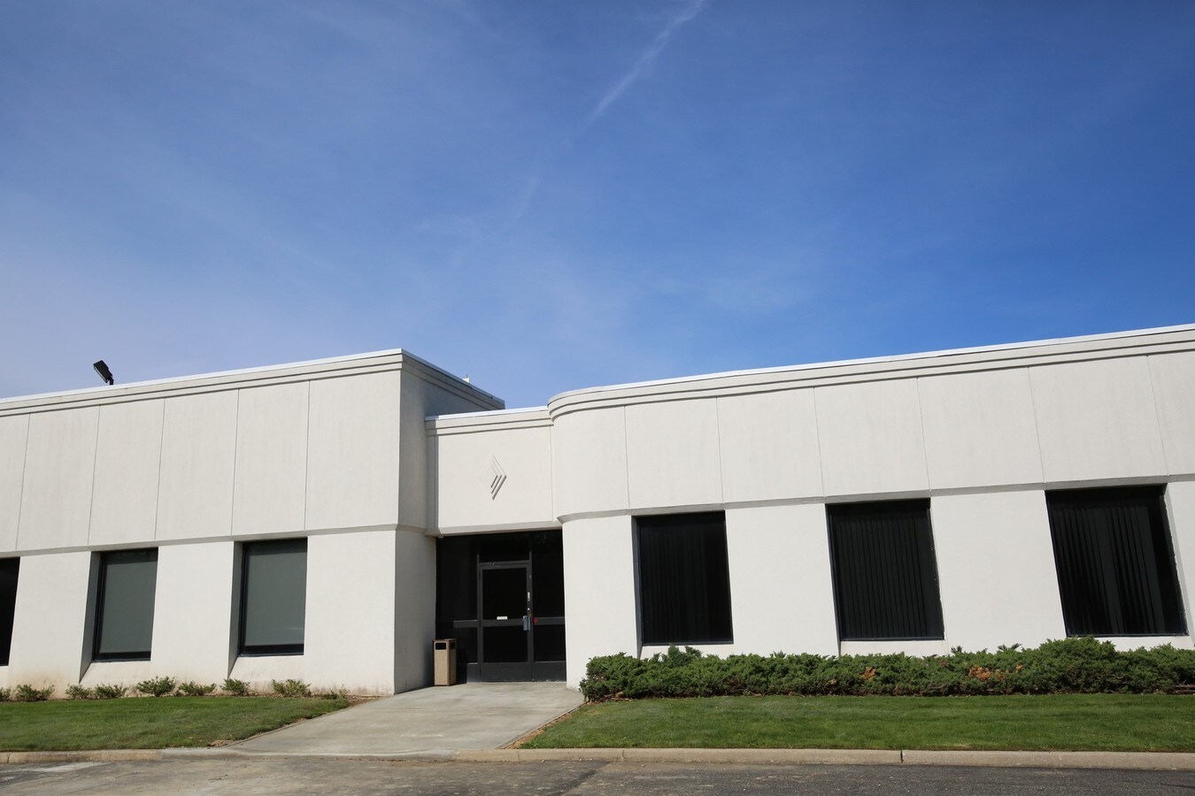 120 Commerce Dr, Hauppauge, NY, 11788 Office Space For Lease