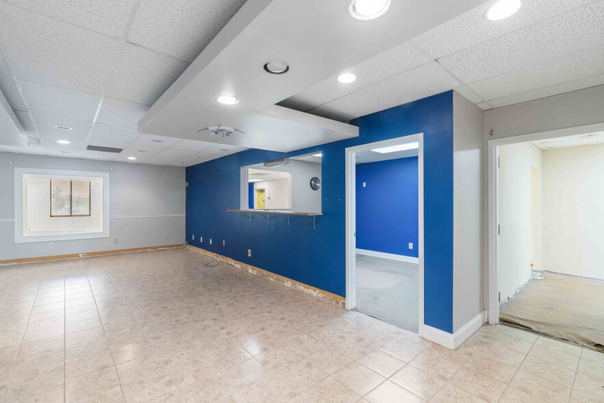 2800 Gallows Rd, Vienna, VA for lease - Interior Photo - Image 3 of 10