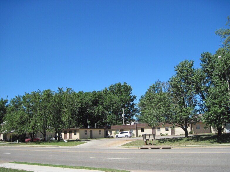 1810 S Perkins Rd, Stillwater, OK 74074