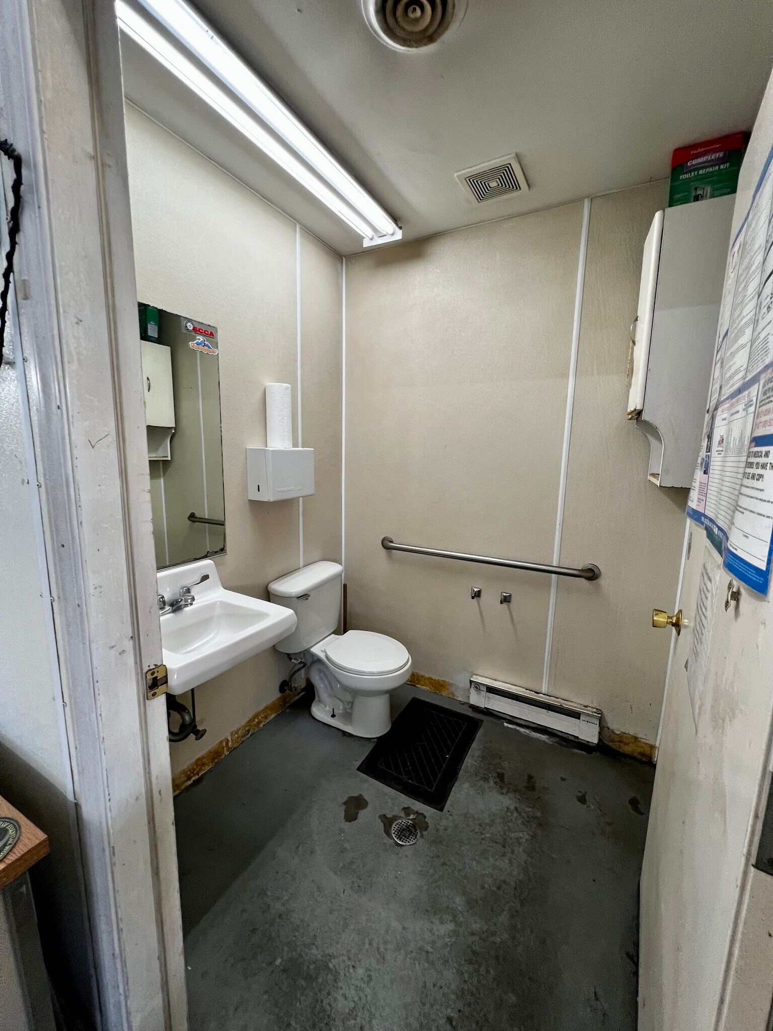 1719 E Jackson St, IL 61455 Gentry Motors