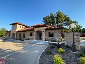 Tuscan Offices - Convenience Store