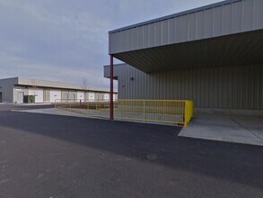 3985 Kathryn Ave, Springfield, OR for lease Interior Photo- Image 2 of 2