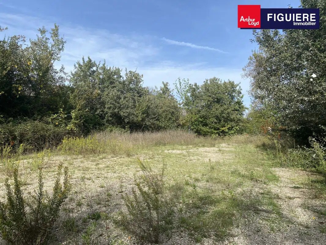 Chemin De Saint-Hilaire, Bouc-Bel-Air for lease Building Photo- Image 1 of 6