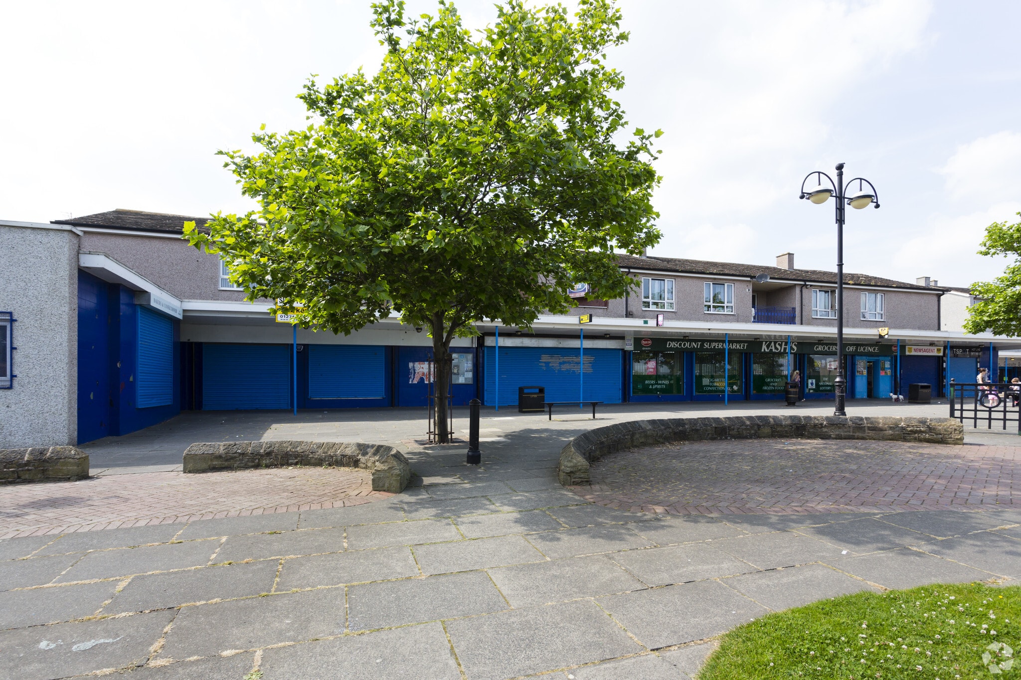 2 The Parade, Bradford for sale Primary Photo- Image 1 of 1