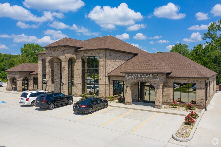 1802-1820 E Day Rd, Mishawaka, IN for sale - Primary Photo - Image 1 of 1