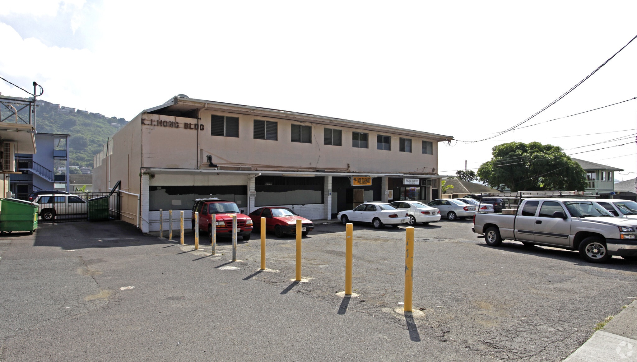 1827-1829 Palolo Ave, Honolulu, HI for sale Primary Photo- Image 1 of 1