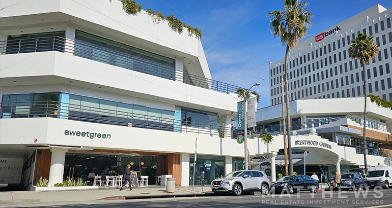 11675-11677 San Vicente Blvd, Los Angeles, CA for lease - Building Photo - Image 1 of 8