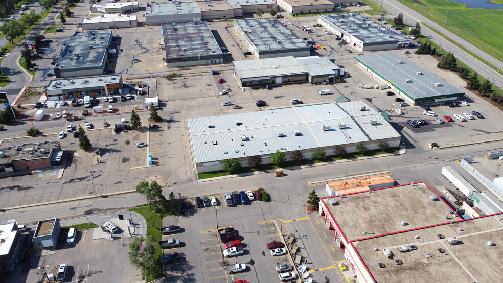 2410 50 Av, Red Deer, AB for lease - Building Photo - Image 3 of 7