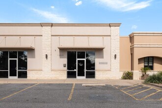 1259 N Stuart Place Rd, Harlingen, TX for lease Interior Photo- Image 2 of 36