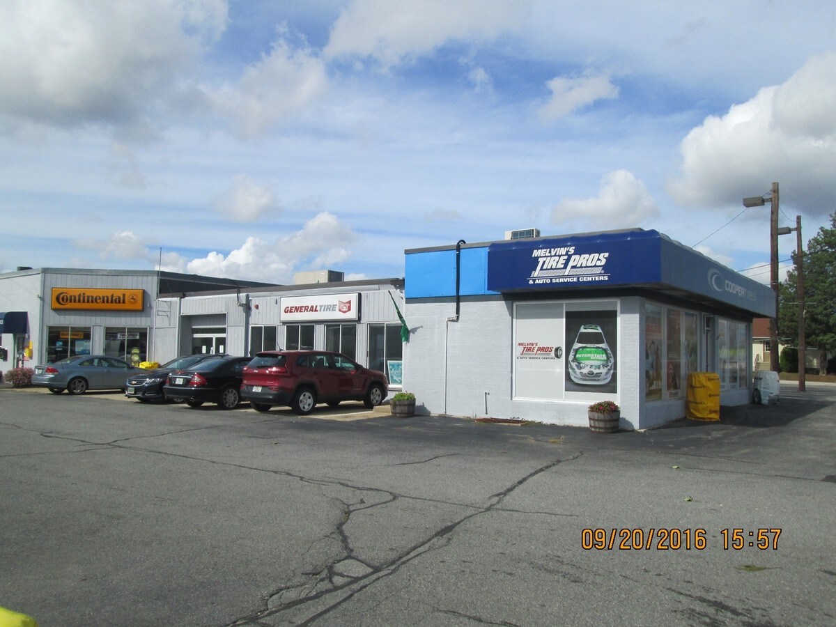 2381 Post Rd, Warwick, RI 02886