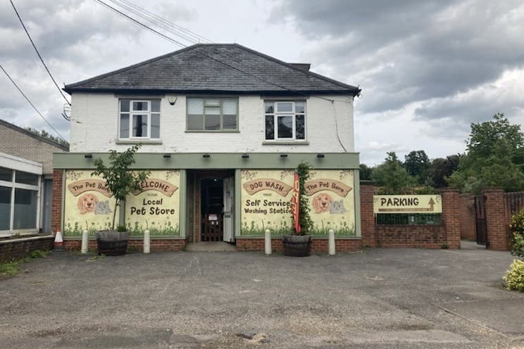 Blounts Court Rd, Henley On Thames for sale Building Photo- Image 1 of 1