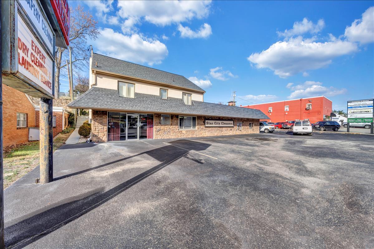 2923 Brambleton Ave SW, Roanoke, VA for sale Building Photo- Image 1 of 1