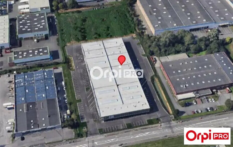Flex in Neuville-en-Ferrain for lease - Aerial - Image 1 of 7