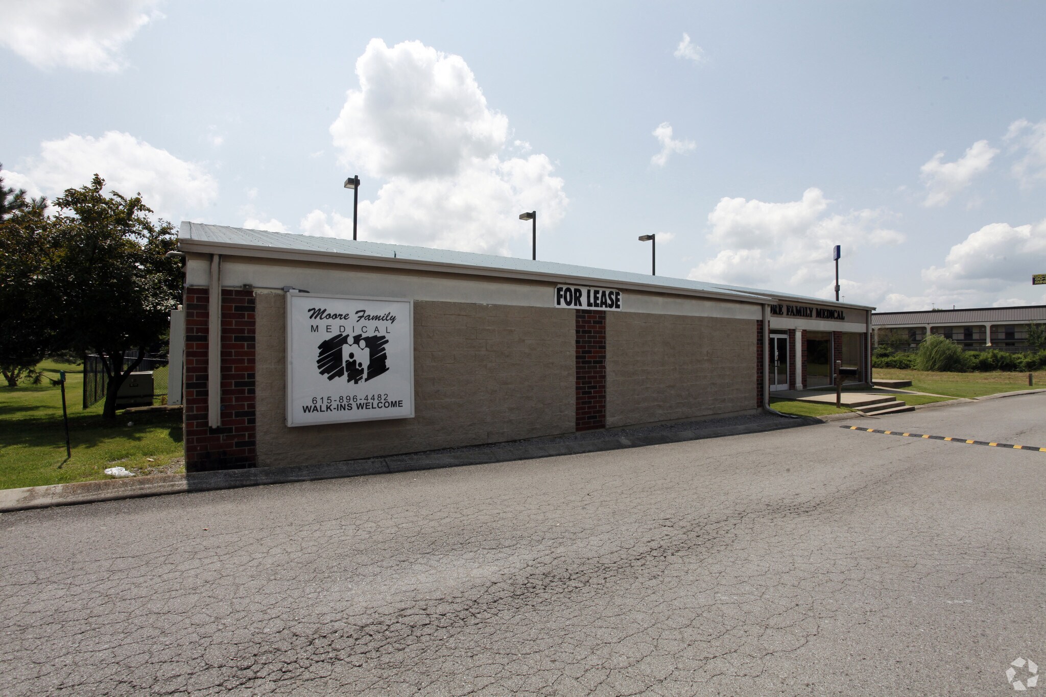 115 N Thompson Ln, Murfreesboro, TN for sale Primary Photo- Image 1 of 1