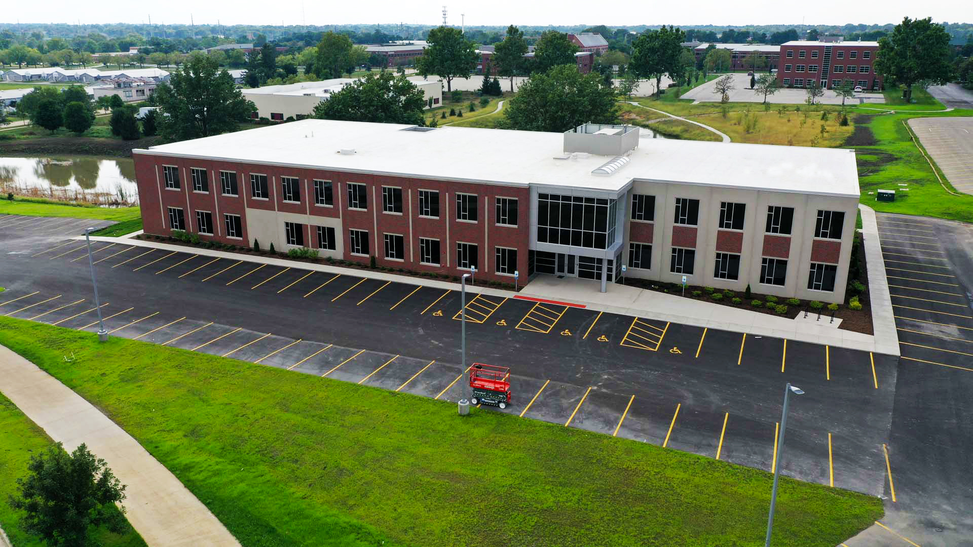 1907 S 4th St, Champaign, IL for lease Building Photo- Image 1 of 4