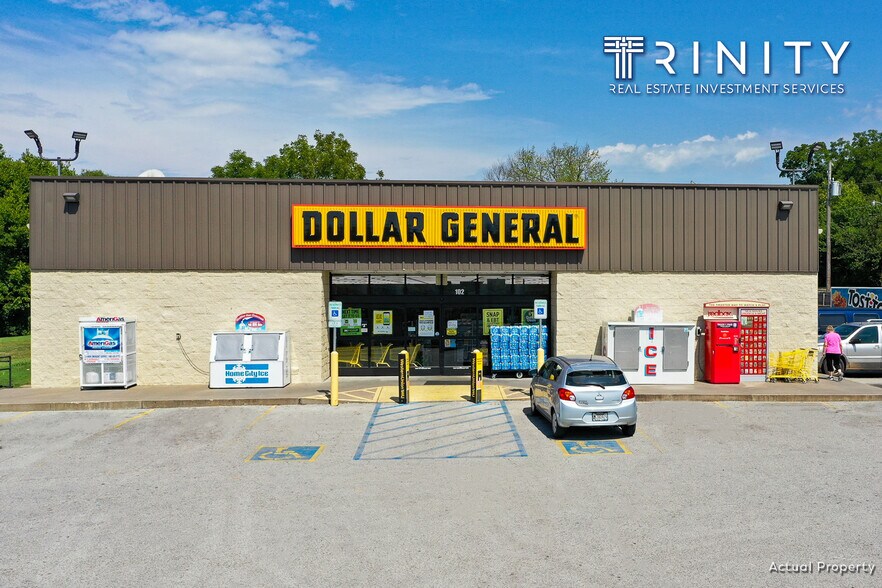 102 Eureka Ave, Berryville, AR for sale - Building Photo - Image 1 of 1