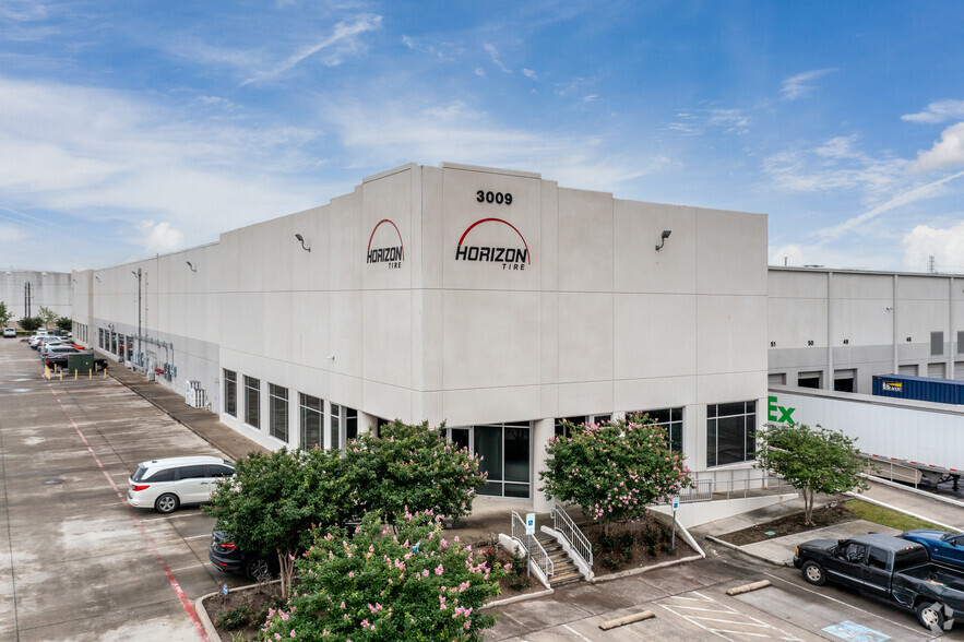 3009 Pasadena Fwy, Pasadena, TX for lease - Building Photo - Image 2 of 5