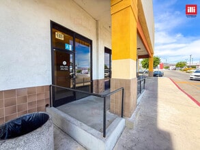 10147-10235 Reseda Blvd, Northridge, CA for lease Building Photo- Image 2 of 12