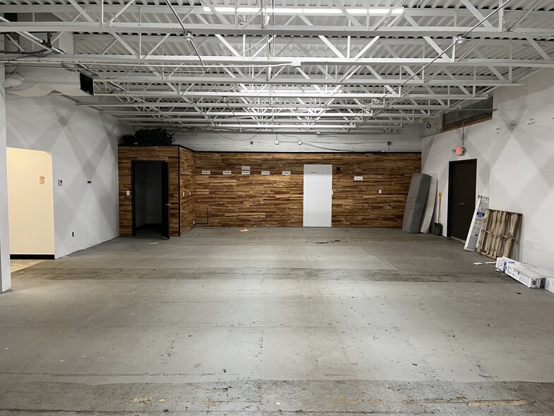 333 Pulaski St, Syracuse, NY for lease - Building Photo - Image 3 of 8