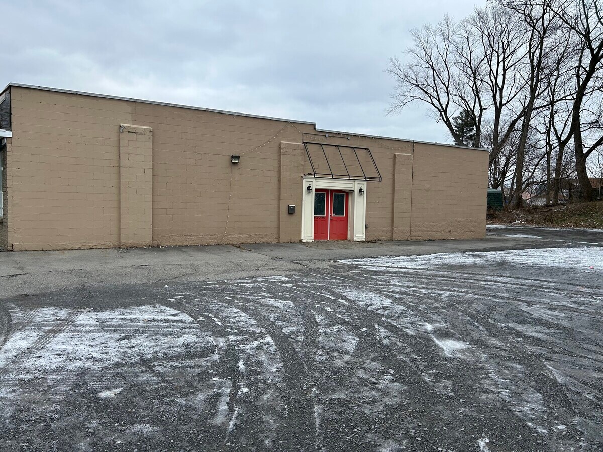 2212 Guilderland Ave, Schenectady, NY 12306