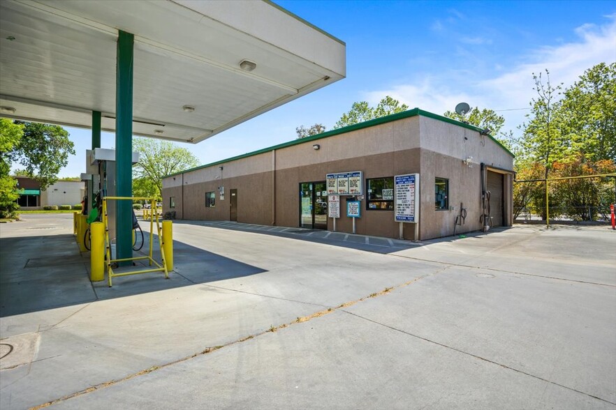 1625 Mangrove Ave, Chico, CA for lease - Building Photo - Image 1 of 5