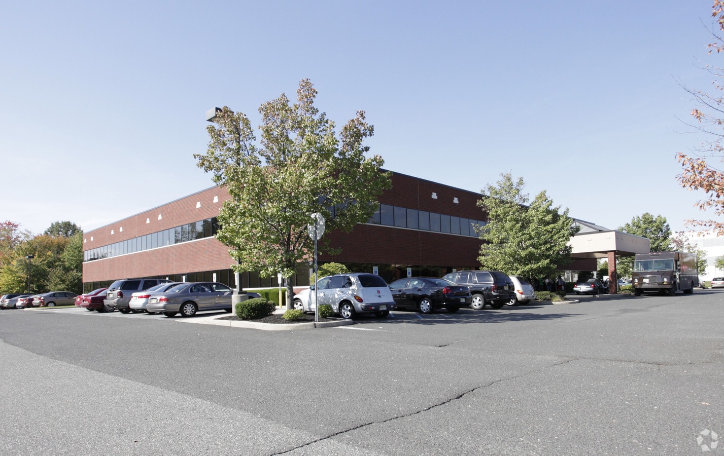 75 Veronica Ave, Somerset, NJ 08873 Office Space for Lease