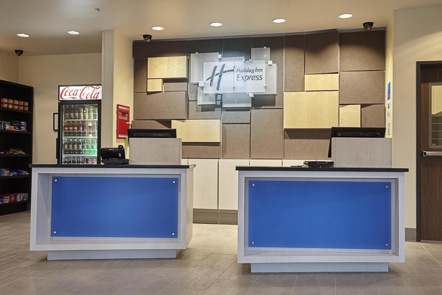 2142 Mahaney Ave, Tahlequah, OK 74464 Holiday Inn Express & Suites Tahlequah